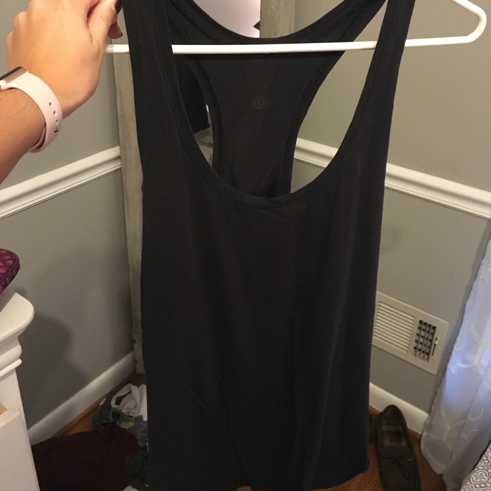 Lululemon tank top